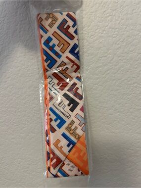 NEW BEAUTIFUL Scarf for purse & you can use as a hair accessory